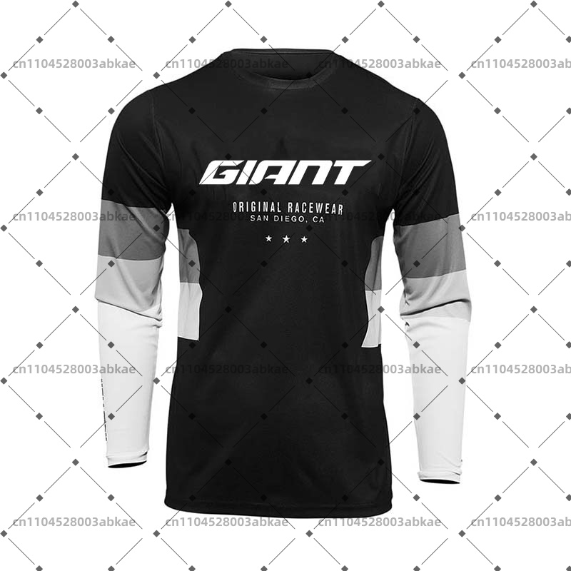 ملابس رياضية للرجال لسباقات ال - مراجعة Mountain Biking Jersey وسعره